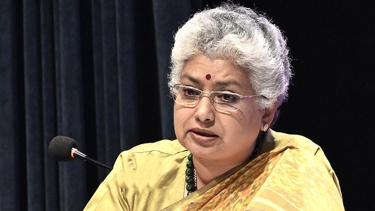 Top judge urges mediation to ease family court backlog burden