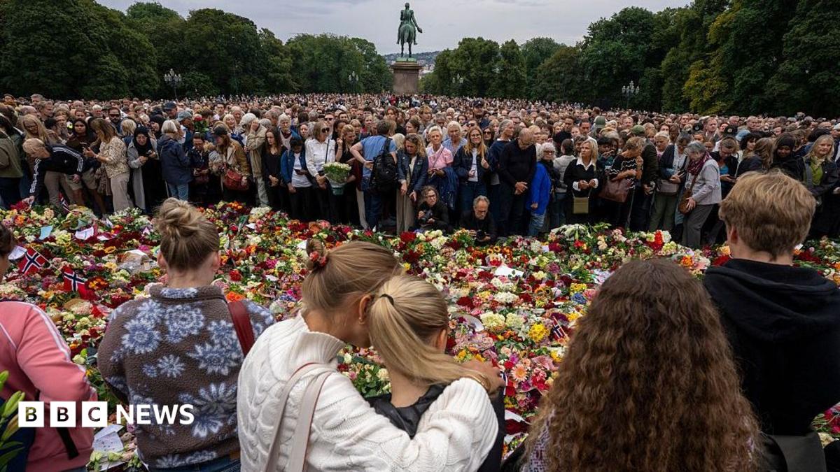 Norway's King Harald dies; Crown Prince Haakon becomes King Haakon VIII