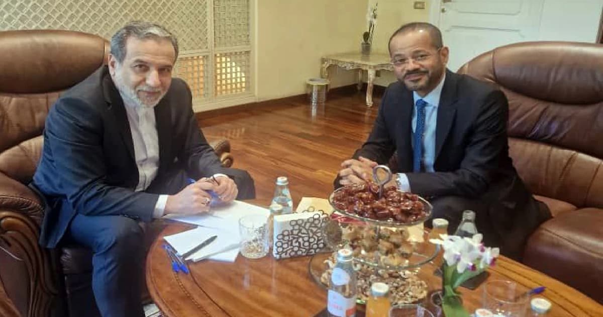 Ketua Diplomat Oman Lawat Iran untuk Perbincangan Selat Hormuz