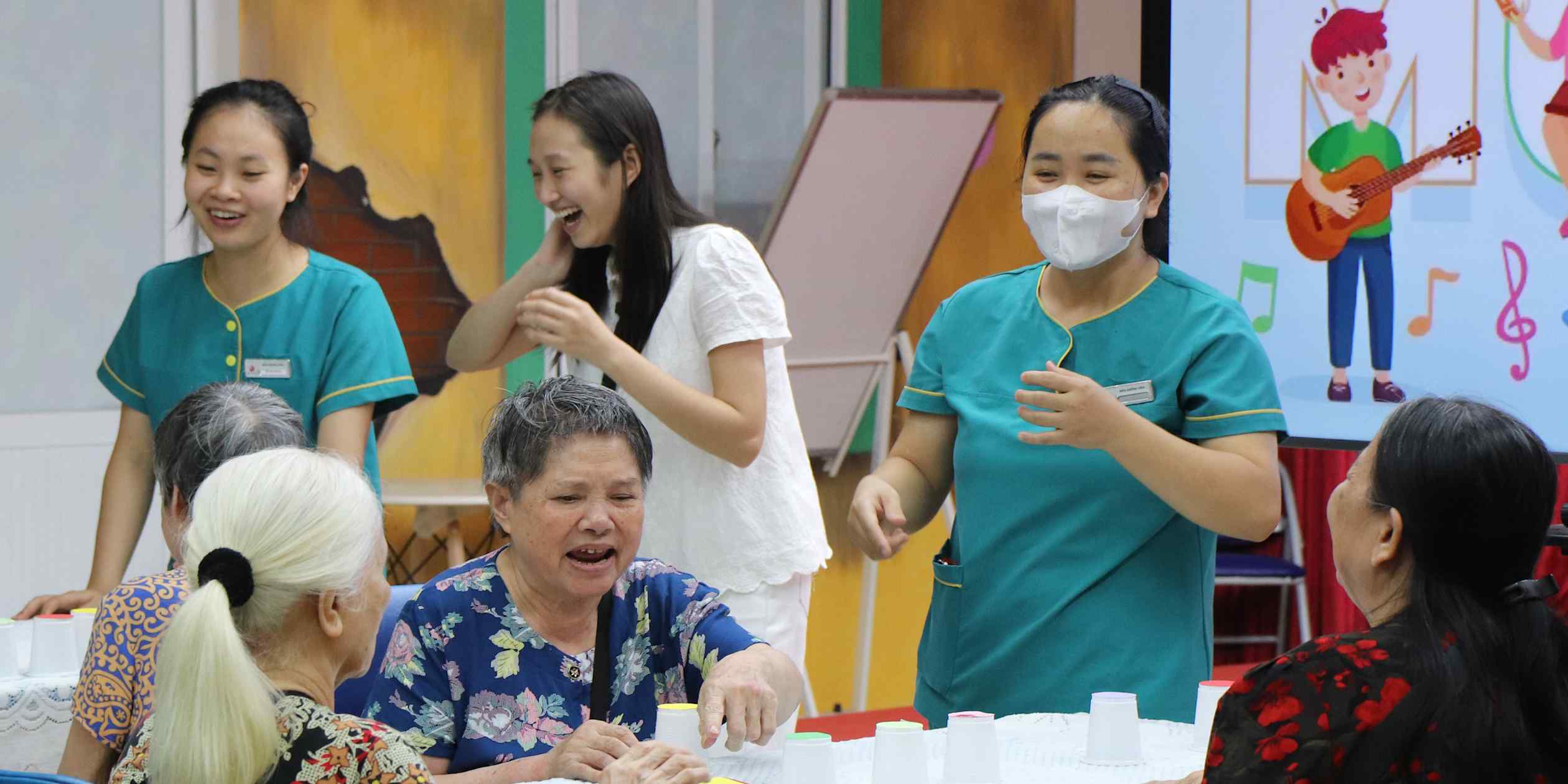 Vietnam taps 'silver economy' to address aging population care gaps