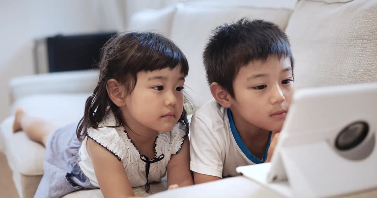 Screen time linked to sharper minds, but experts urge caution for parents