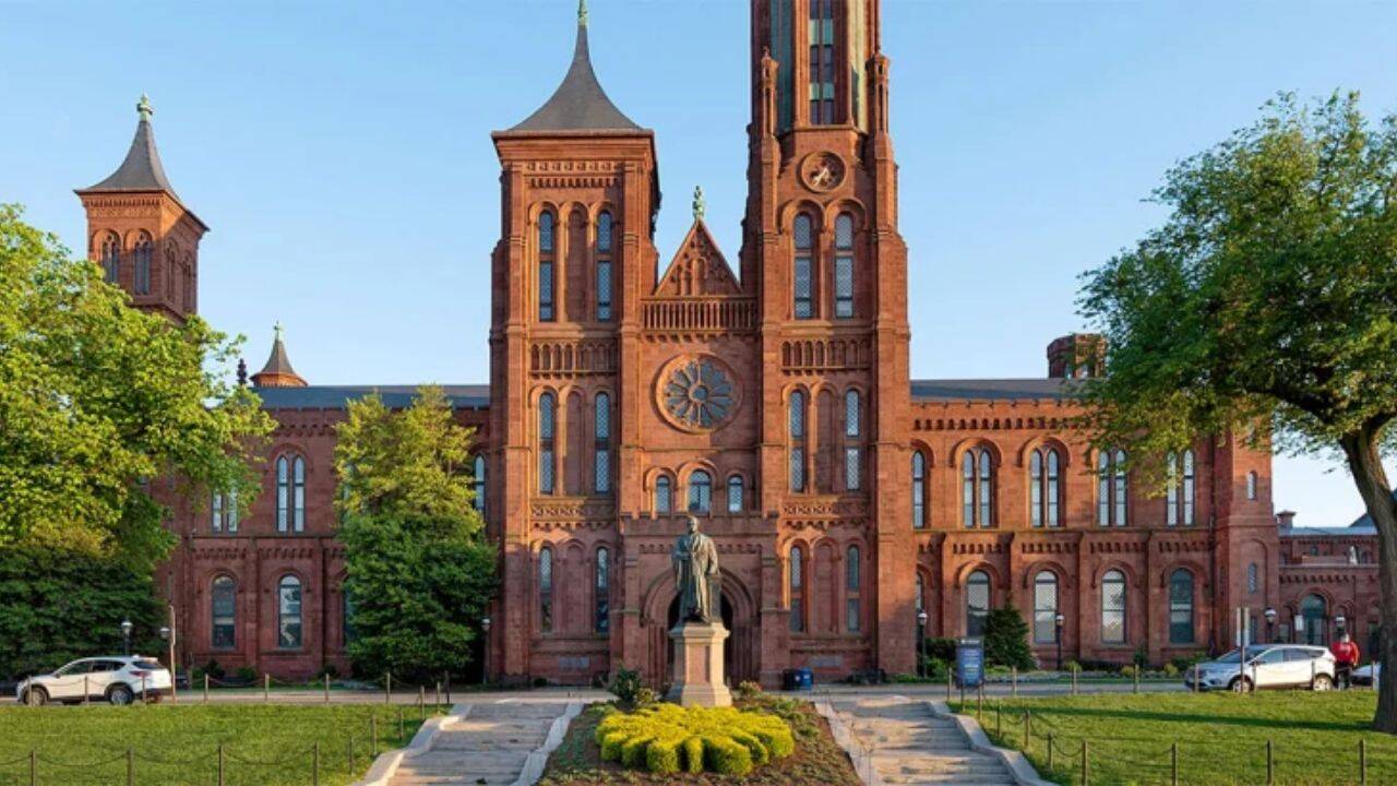 Smithsonian Institution secures $2.5 billion in advance funding