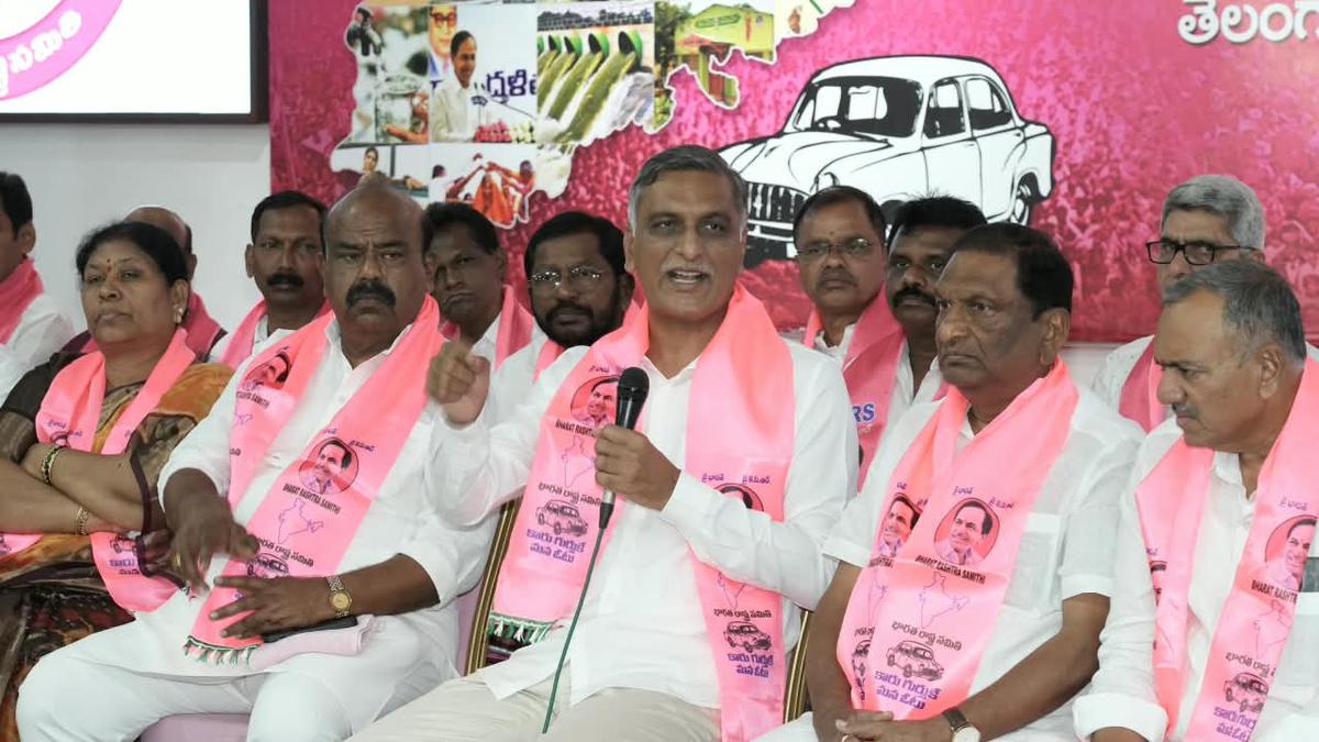 BRS attacks Congress over SCCL's declining performance, Dasara bonus delay