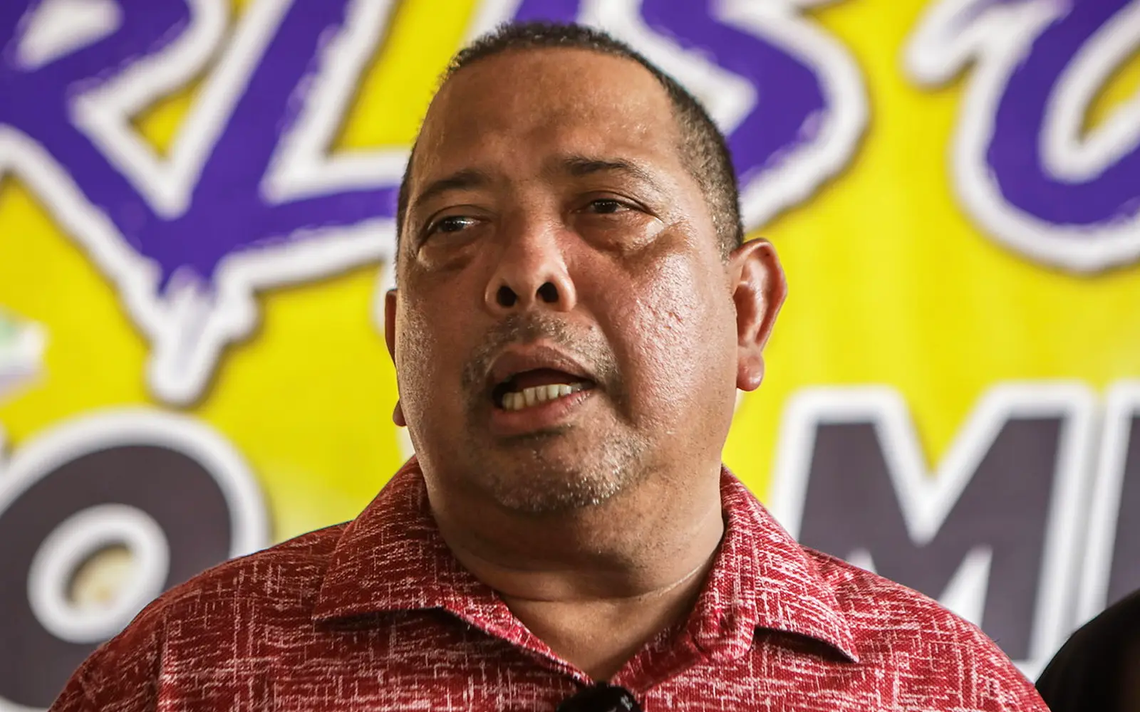 Menteri Besar Perlis Abu Bakar Hamzah digantung daripada Bersatu