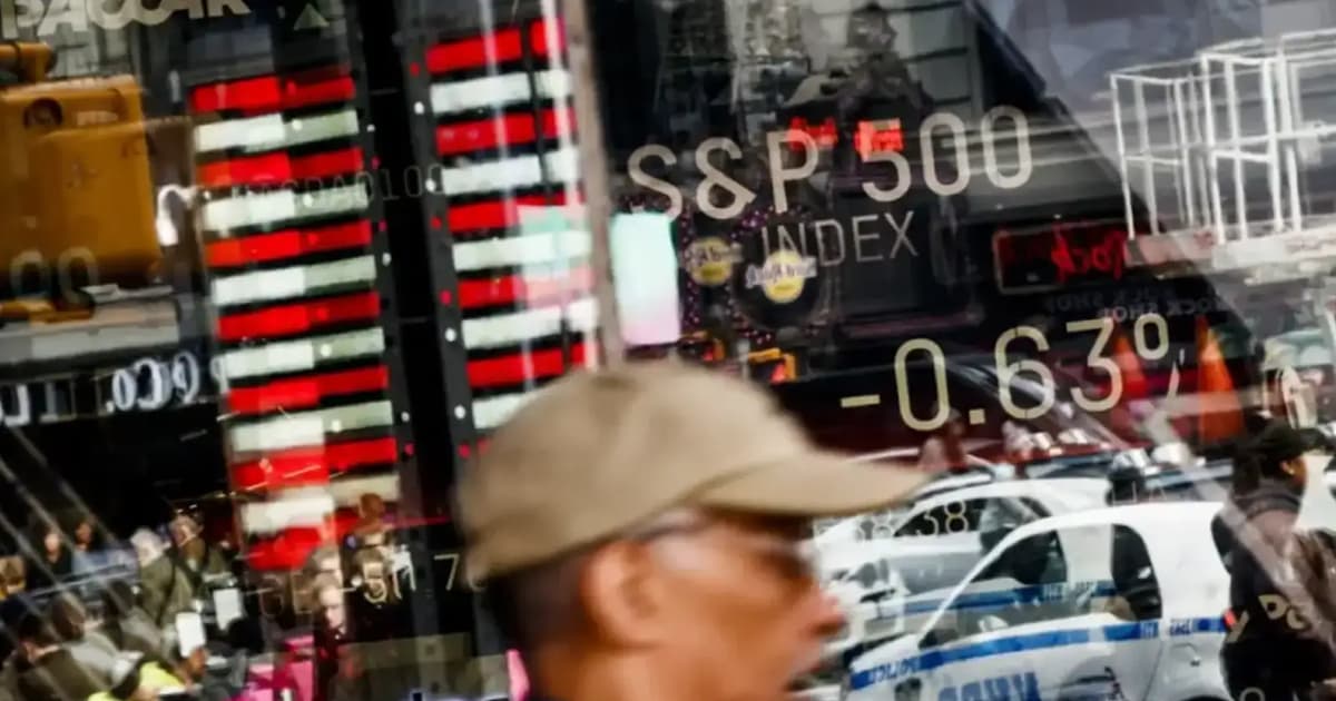 Wall Street merosot ketika harga minyak dan hasil Perbendaharaan meningkat