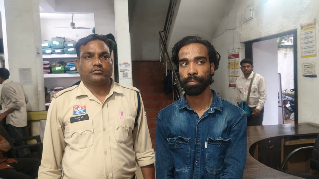 Youth arrested for motorcycle thefts after funds run out during girlfriend visit