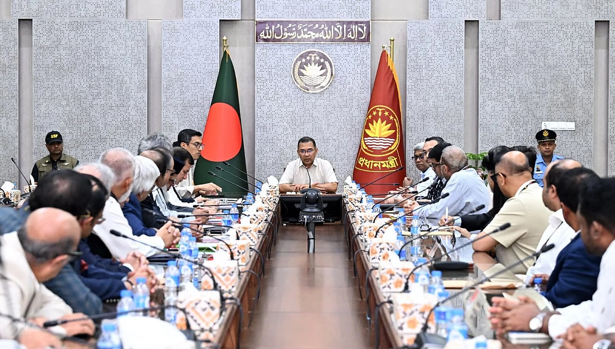 মঙ্গলবার শিল্প গ্যাস সরবরাহ আড়াই মাস আগের পর্যায়ে ফিরবে: প্রধানমন্ত্রী