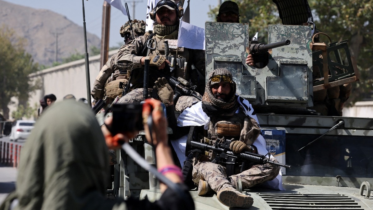 US Plans Deportations of Afghan Nationals Through Pakistan Amid Safety Concerns