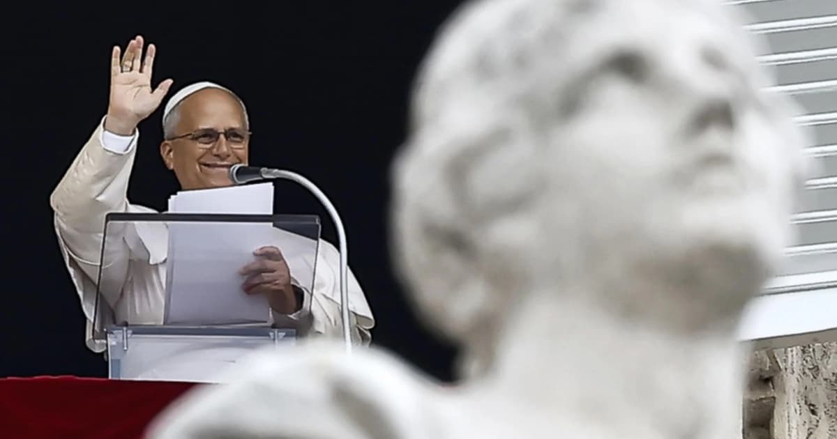 Pope Leo XIV returns to public duties following lung cancer surgery