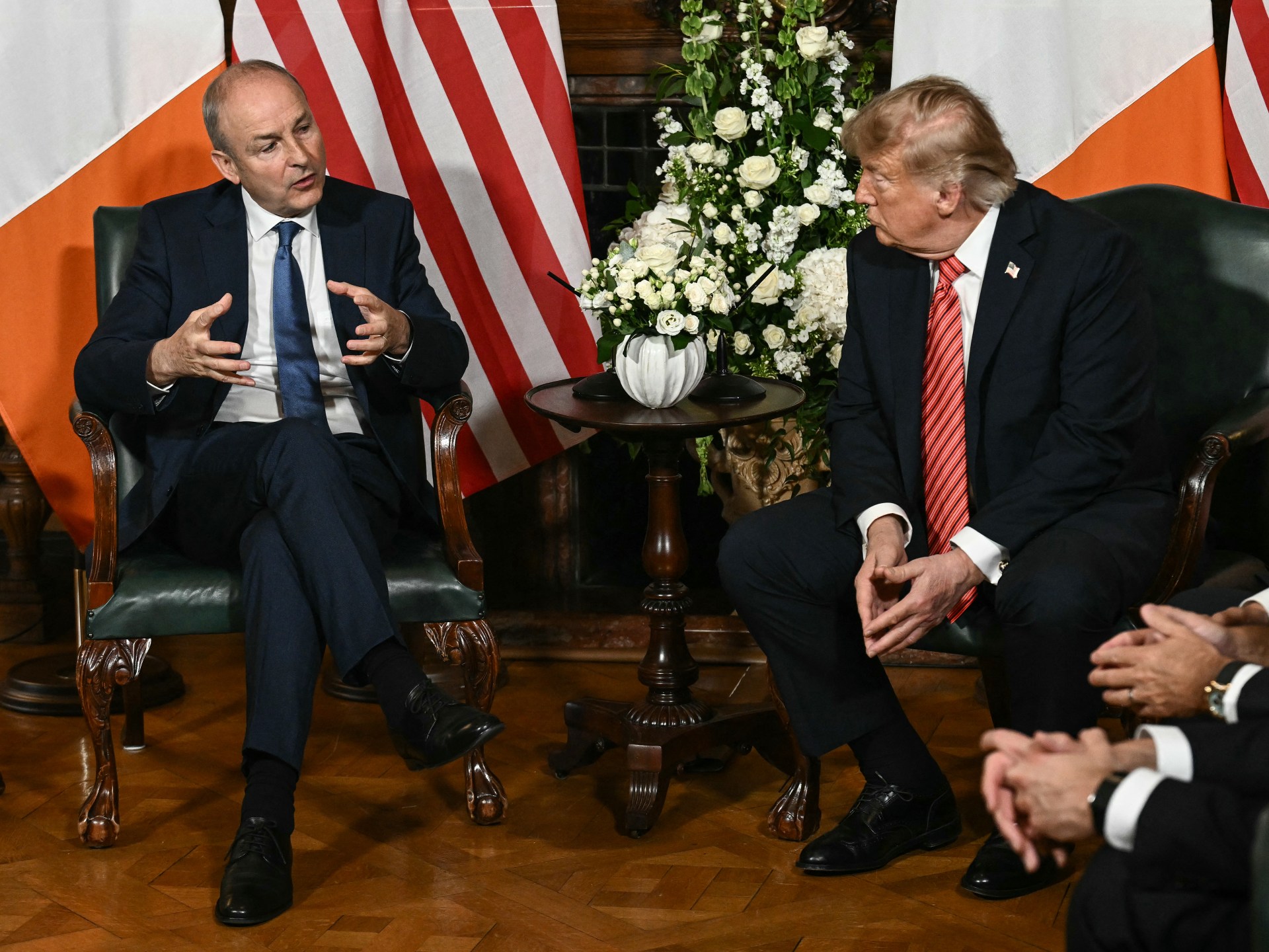 Trump backs unified Ireland; UK PM disputes reunification support