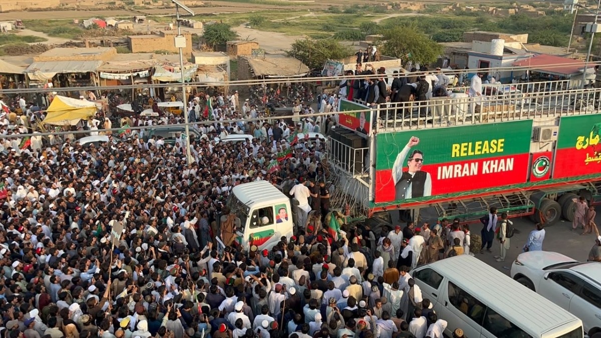 PTI launches long march demanding release of Imran Khan