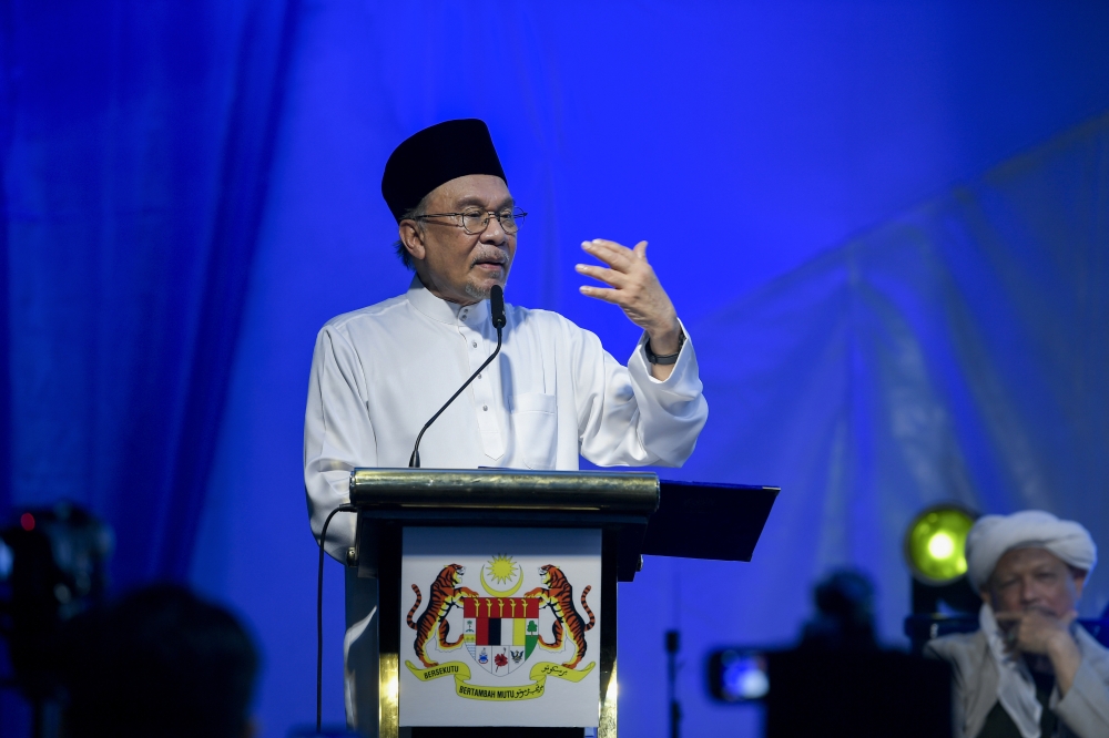 Anwar vows non-interference in Negeri Sembilan ruler succession