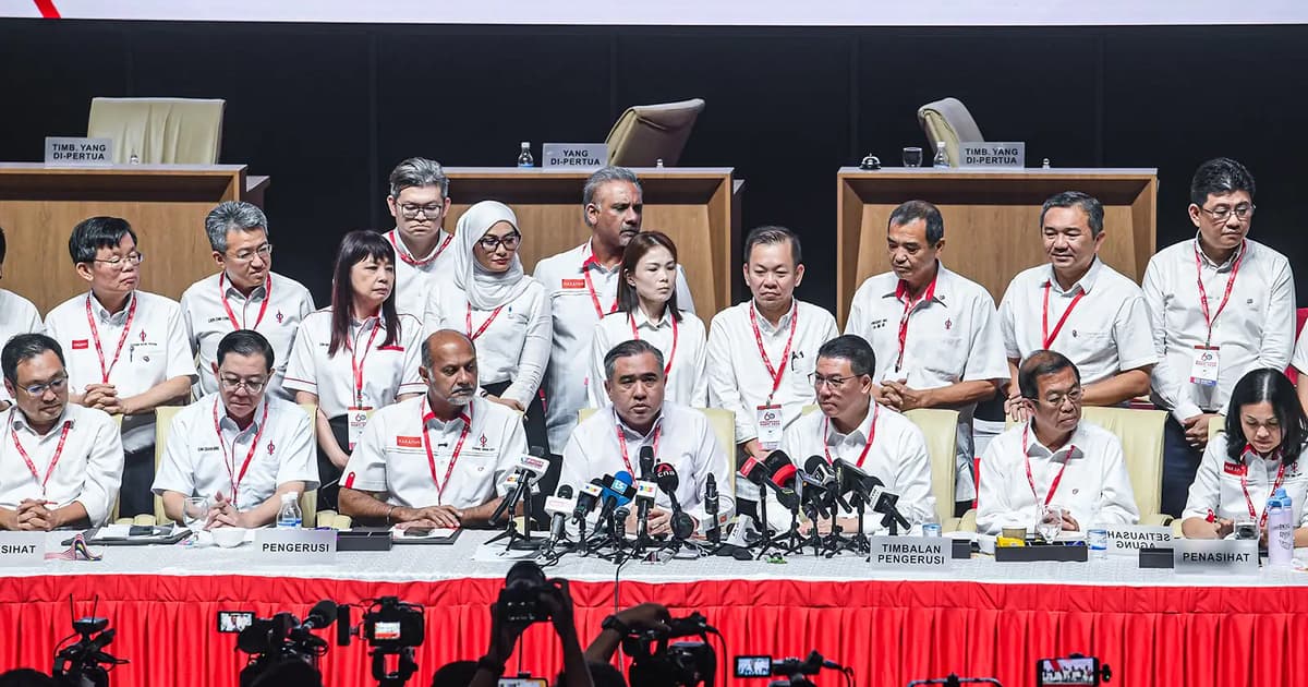 DAP pushes for Umno's removal from Cabinet over Najib pardon