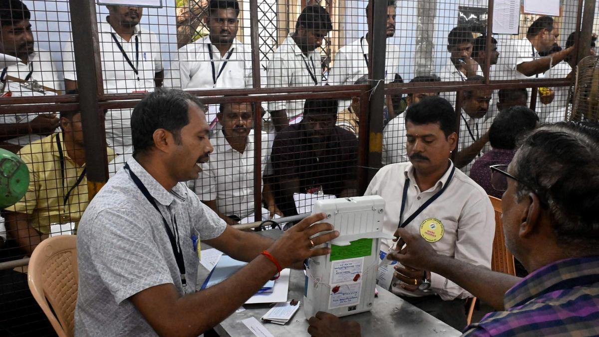 Supreme Court seeks government response on totaliser machines in elections