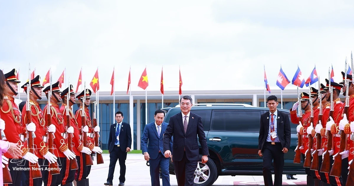Vietnam PM wraps Cambodia visit, vows deeper bilateral ties