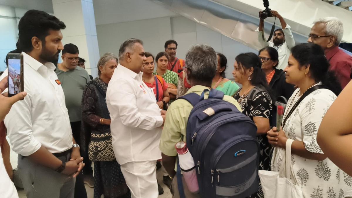 Twenty-one Tamil Nadu pilgrims return home after Nepal rescue operation
