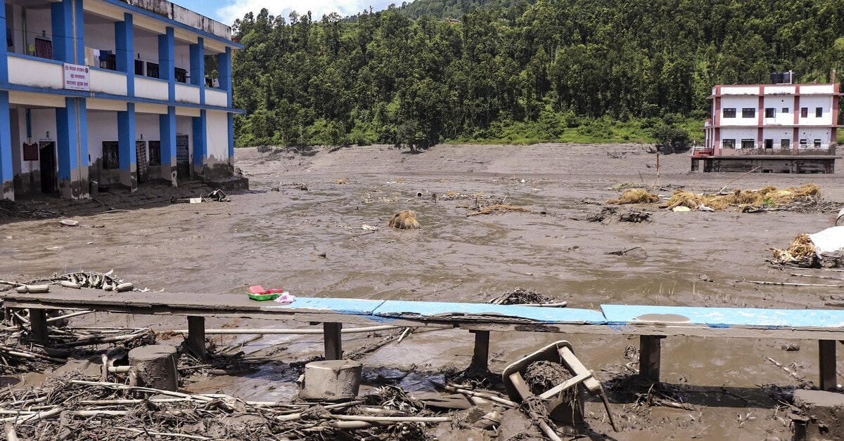 Nepal flash floods kill 160, 133 Indian nationals missing