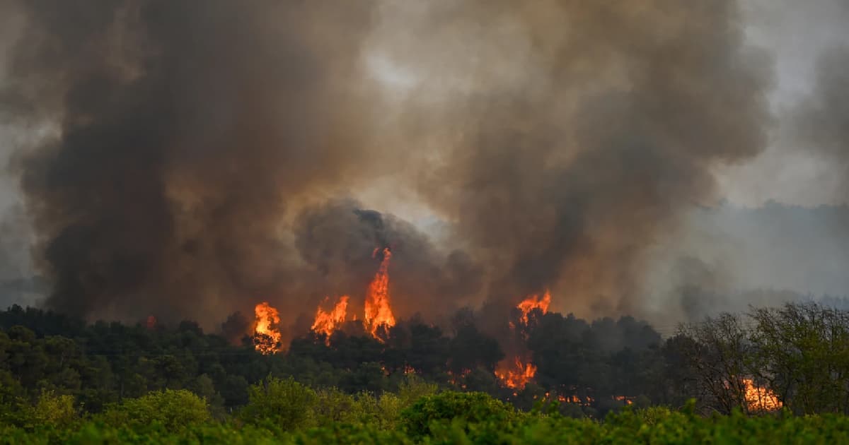 Wildfires and heat waves pose growing threat to air quality globally