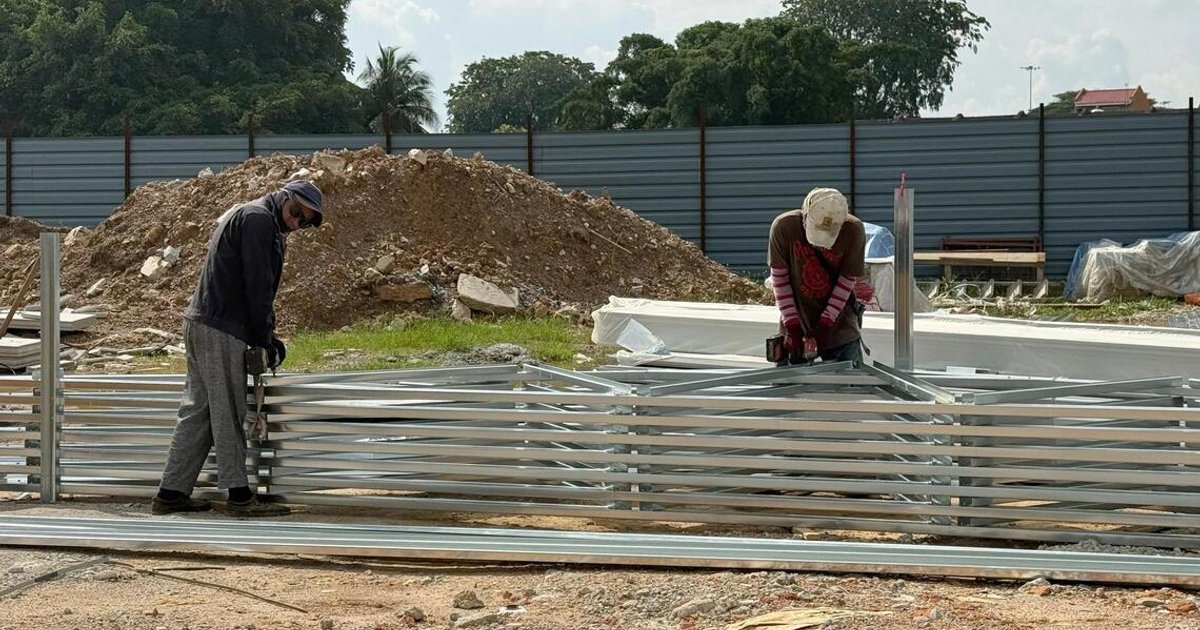 Malaysia's outdoor workers face health crisis amid haze, minimal protections