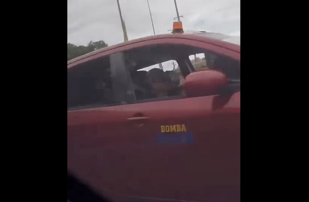Lelaki ditahan atas video pemanduan berbahaya kenderaan bomba viral