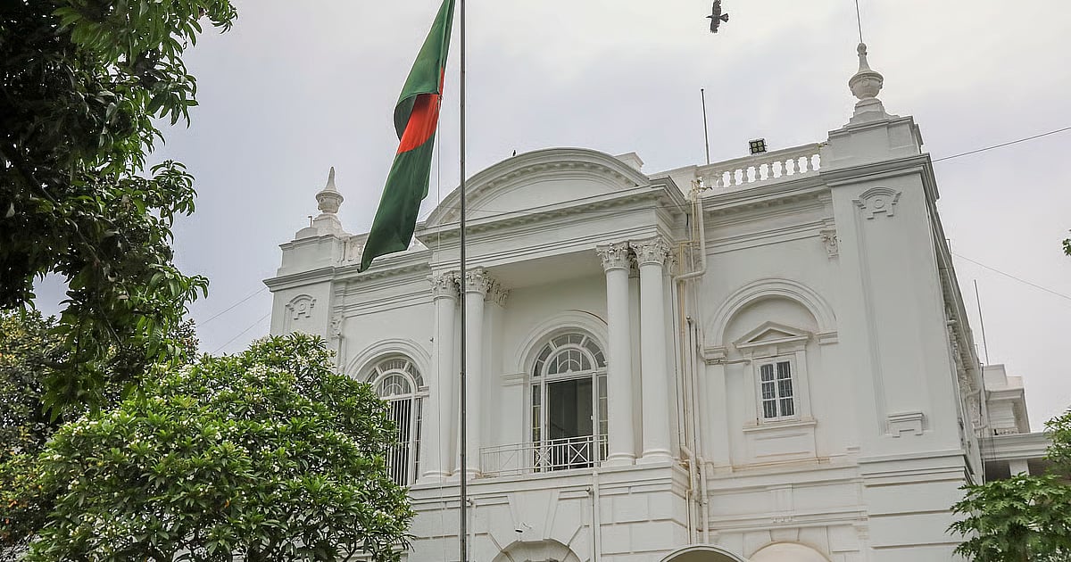 ট্রিবিউনাল সাংবাদিক ফারজানা রুপাকে সন্তানদের সাথে দেখা করার অনুমতি দিয়েছে