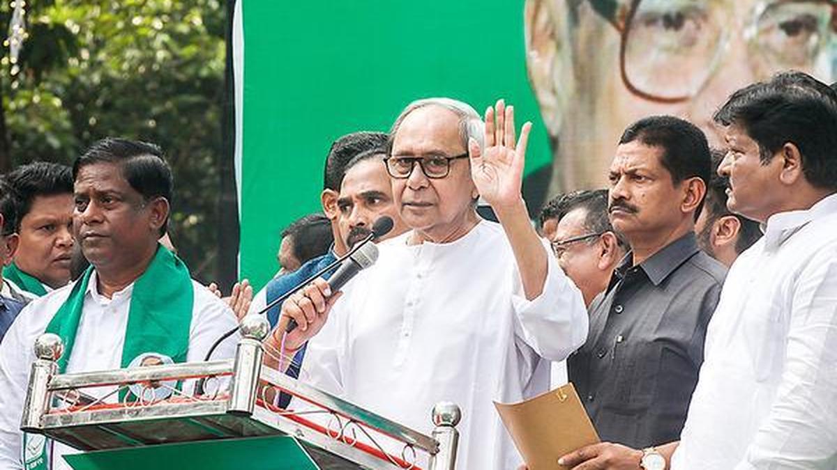 Patnaik rallies Odisha against MMDR Act implementation