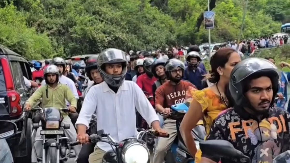Uttarakhand Police Crack Down on Tourist Taxis Amid Congestion