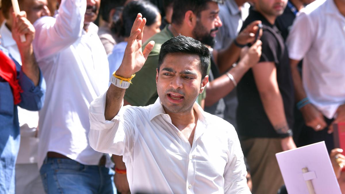 Police serve notice on Diamond Harbour MP in billboard case