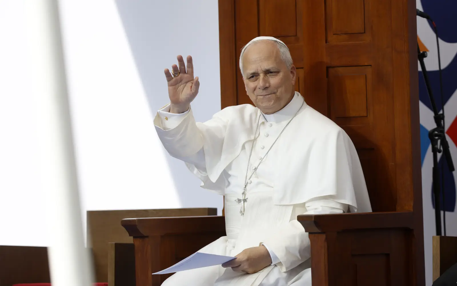 Pope to skip Assisi peace gathering but sends message