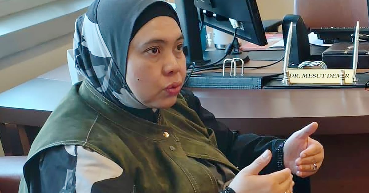 Pensyarah IIUM akan cabar pemecatan di Mahkamah Perindustrian