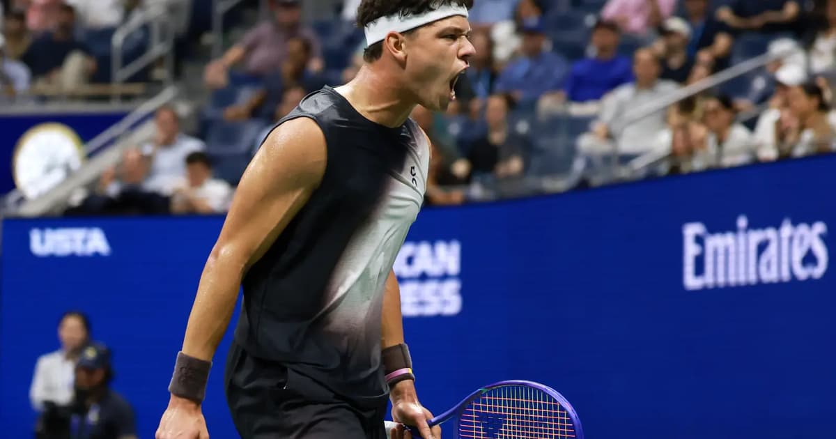 Shelton Tewaskan Alcaraz dalam Pertandingan US Open Paling Lewat