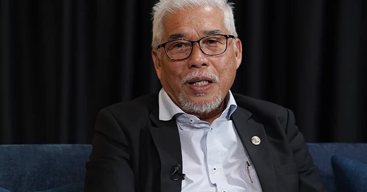 Anwar tidak berkemungkinan tolak Umno, kata Hassan Karim