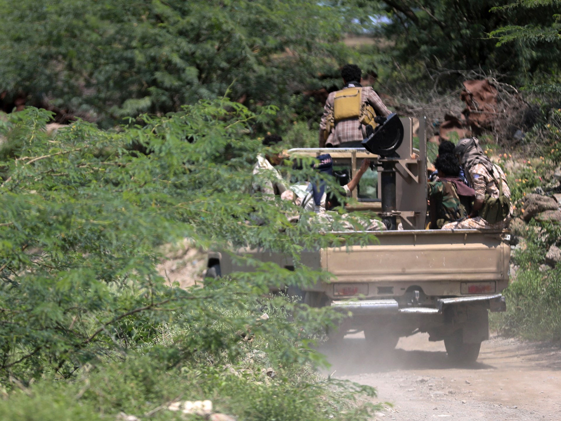 Yemen displacement crisis deepens as fighting displaces 200,000 in weeks