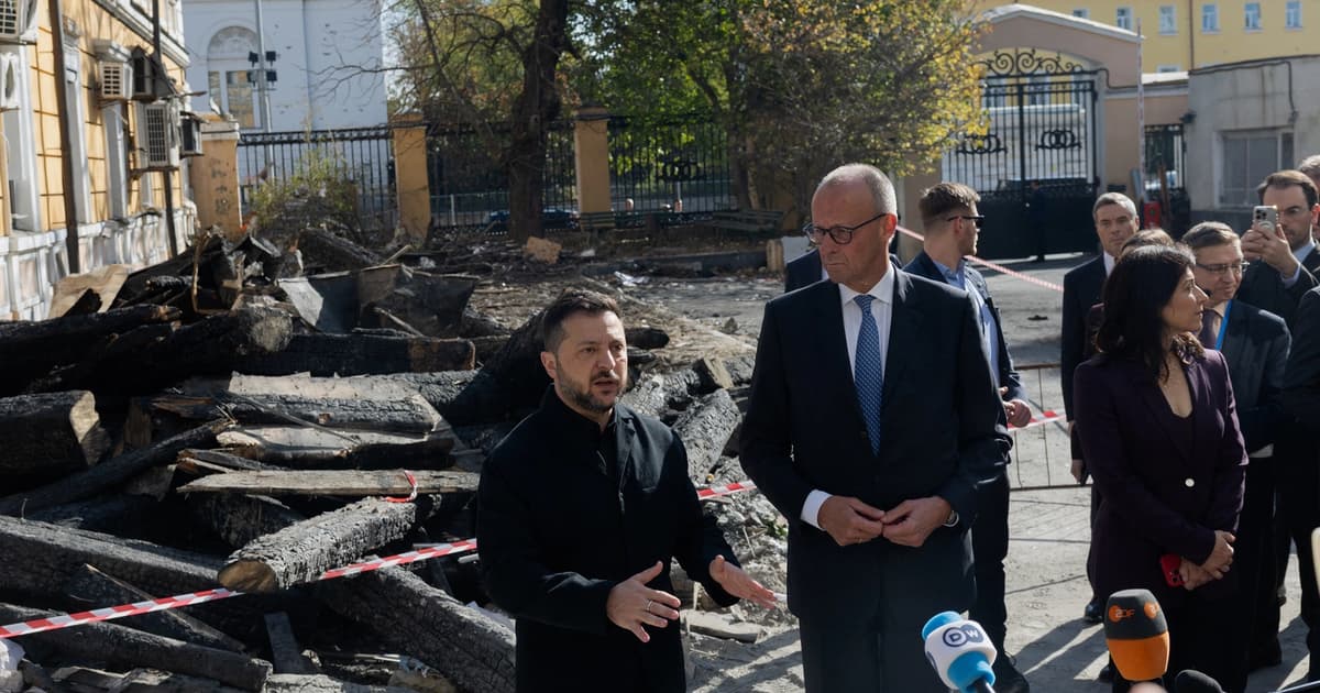 Rusia lancar serangan ke Kyiv semasa Merz lawat Zelensky