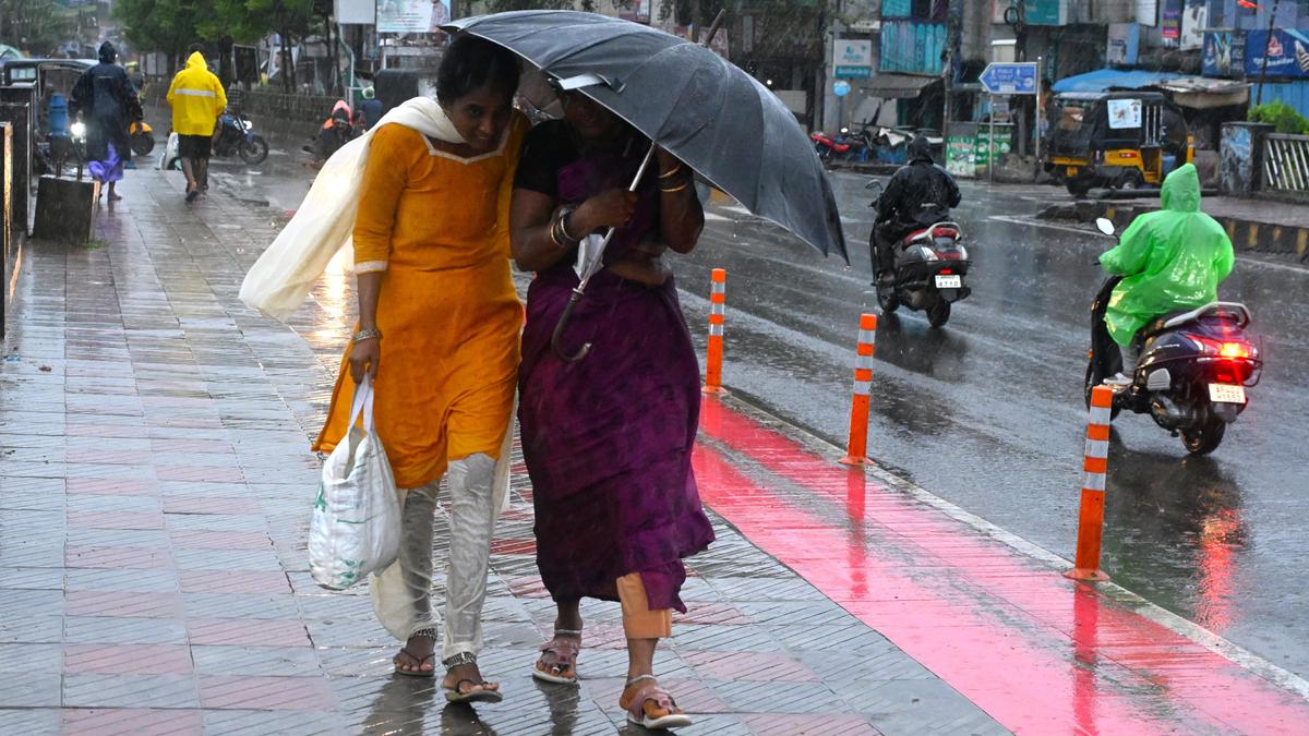 Andhra Pradesh minister orders mass evacuation ahead of cyclone threat