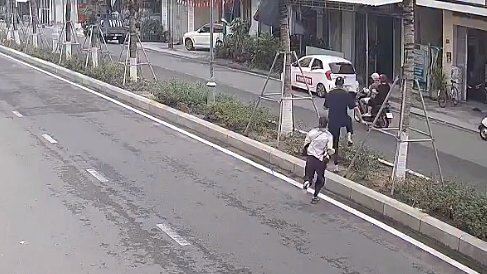 Foreign couple arrested after gold theft in central Vietnam