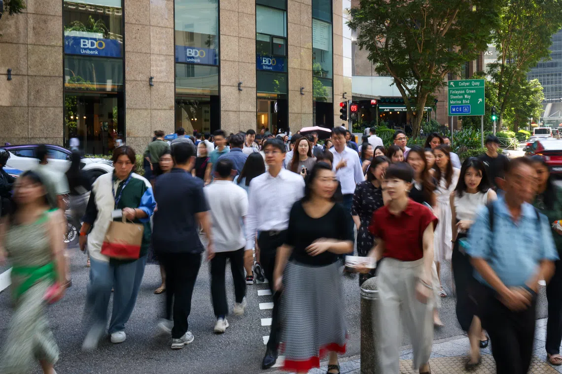 Singapore's Labour Market Expands Despite Rising Redundancies