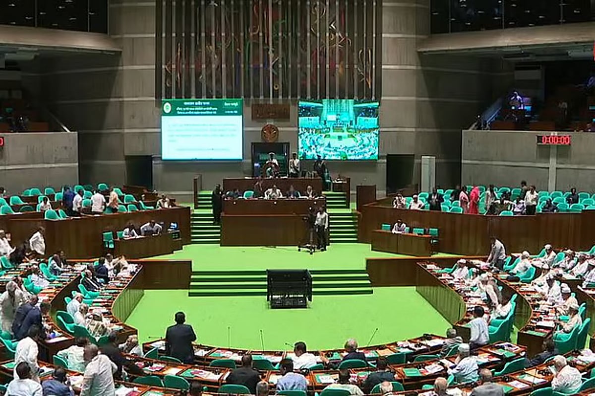 Opposition boycotts parliament after being denied committee chair