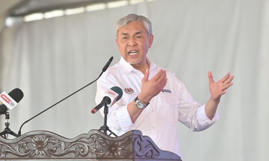 Zahid Nafikan Lebih Belanja, Buat Lawakan Tentang Bajet MCMC