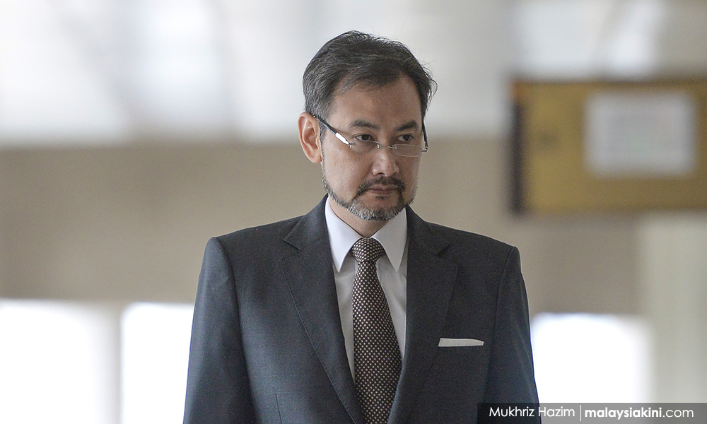 Bekas Ketua Eksekutif 1MDB Tidak Tahu Mengapa Tuduhan Berubah, Dengar Mahkamah