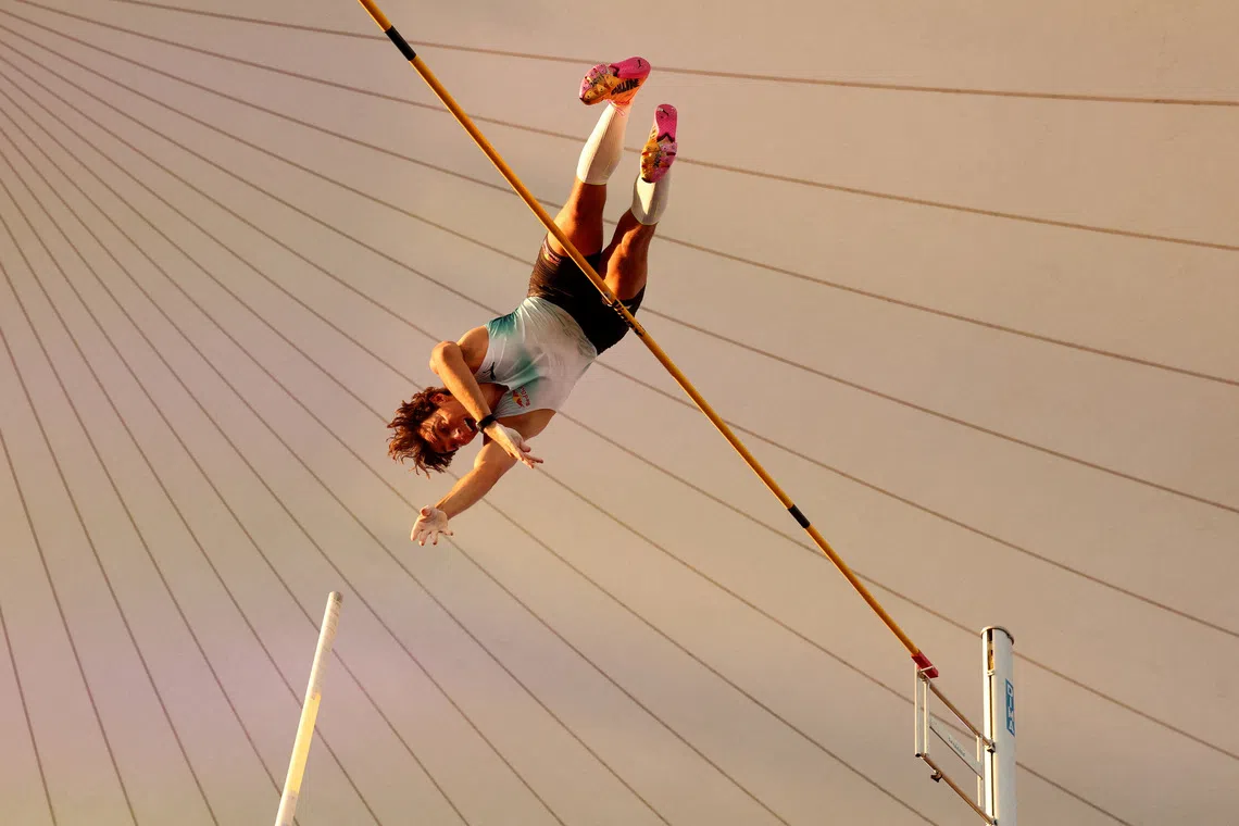 Duplantis claims Lausanne Diamond League title with 6.21m vault