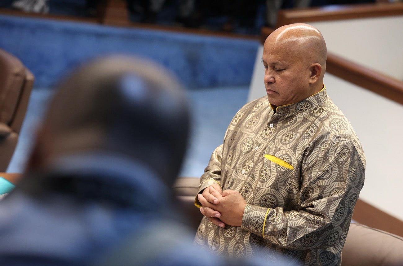 PNP vows to pursue arrest of Senator dela Rosa as deadline passes
