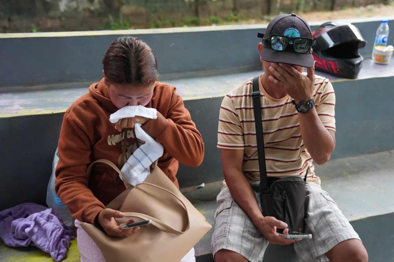 Death toll from Philippine ferry fire climbs to 35; dozens still missing