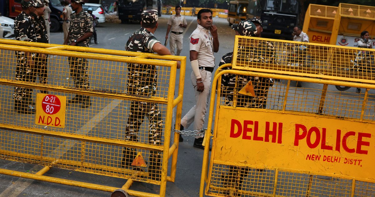 Delhi lockdown as authorities brace for election chief protest