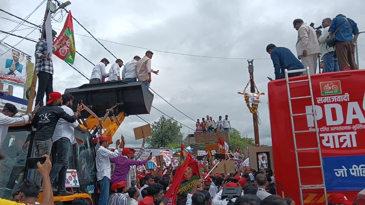 Samajwadi Party launches 2027 UP campaign in Rahul Gandhi's constituency