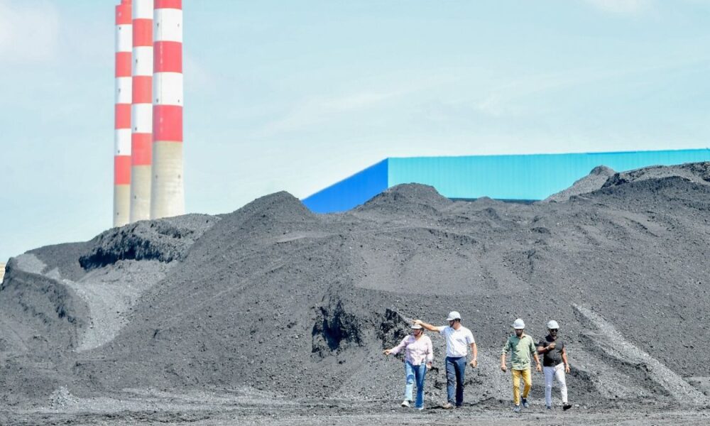 President extends coal inquiry commission's mandate until December 2026