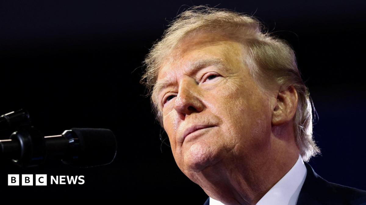 Trump halts Russia sanctions to preserve diplomatic talks