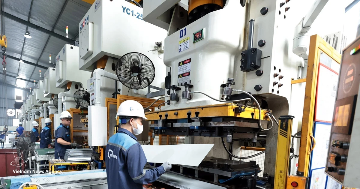 Vietnam's private sector expansion accelerates under new policy framework