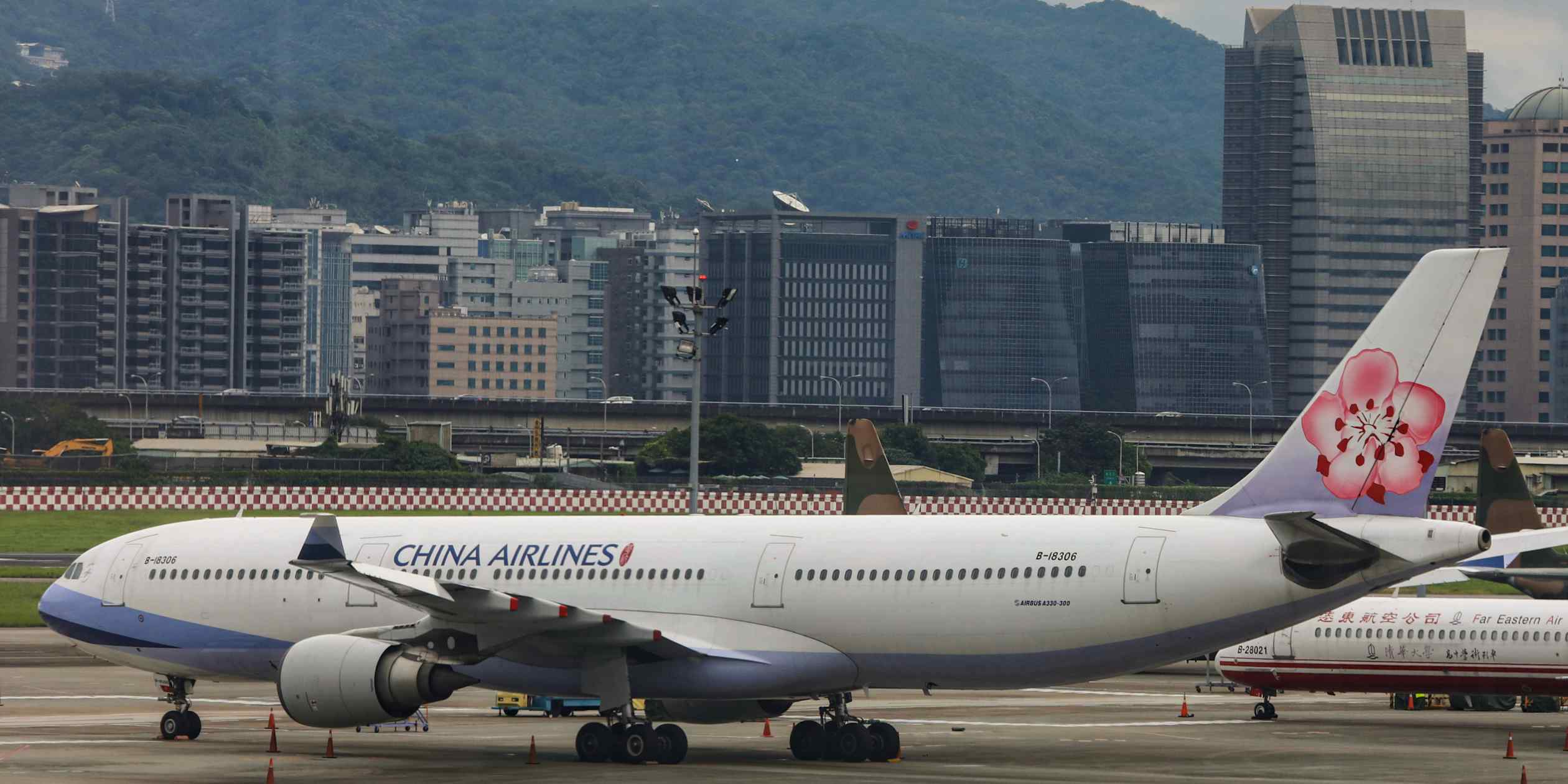 Pakistan's unclear stance on Taiwan carriers sparks Beijing pressure concerns