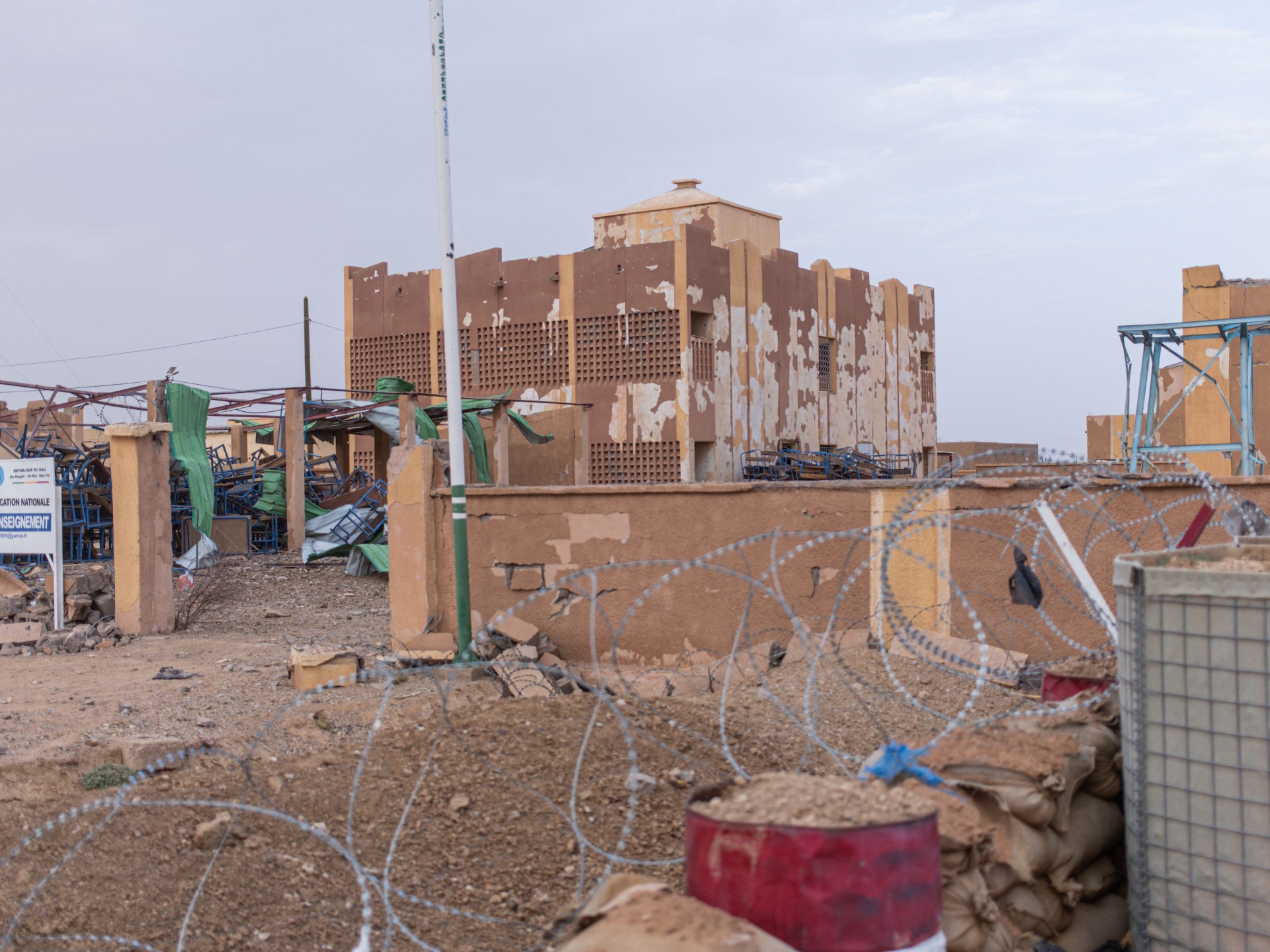 Tuareg rebels retreat from Mali's Kidal amid intense air campaign